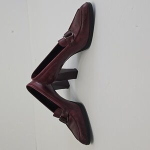 TOD'S Calfskin Leather Loafer Block Heel Burgundy Made In Italy Size 9